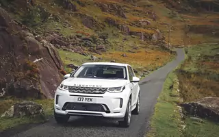 Range Rover Evoque i Land Rover Discovery Sport – trzy cylindry z prądem