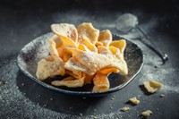 Faworki marzeń według Magdy Gessler. "Chrupiące i nieziemsko pyszne"