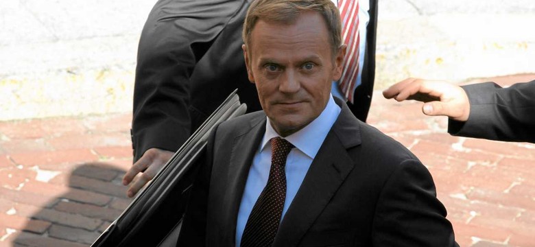 Tusk spytał Kaczyńskiego o "łajdaków" w PiS. "Porządki można robić nawet brudną szmatą"