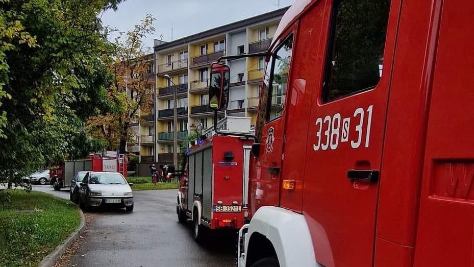 Interwencja straży pożarnej przy ul. Topolowej w Czechowicach-Dziedzicach - 26.09.2022