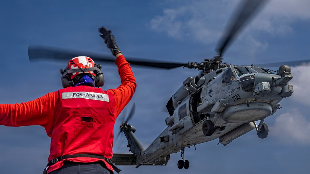 Nosač "Abraham Linkoln" klase "Nimic" u Indijskom okeanu 21. januara