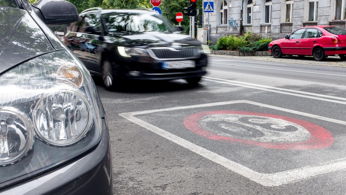 strefa 30 ograniczenie prędkości