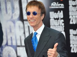 Robin Gibb walczy z rakiem i wygrywa!