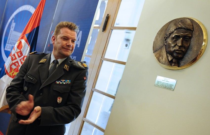 Vojni ataše Švajcarske pukovnik Lars Vejlstrup otkriva spomen-obeležje