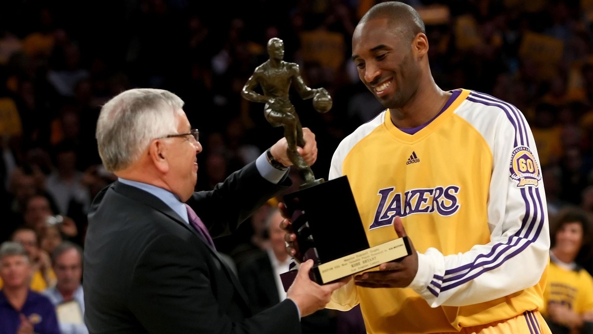 Przed kilkoma dniami Kobe Bryant ogłosił, że po zakończeniu bieżącego sezonu zakończy koszykarską karierę. 5-krotny mistrz NBA chciałby jednak wystąpić letnich w igrzyskach olimpijskich, które w sierpniu przyszłego roku odbędą się w brazylijskim Rio de Janeiro.