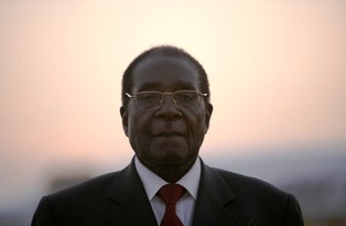 W Zimbabwe nastał czas Krokodyla. Kto przejmie władzę po 37 latach rządów Roberta Mugabe?
