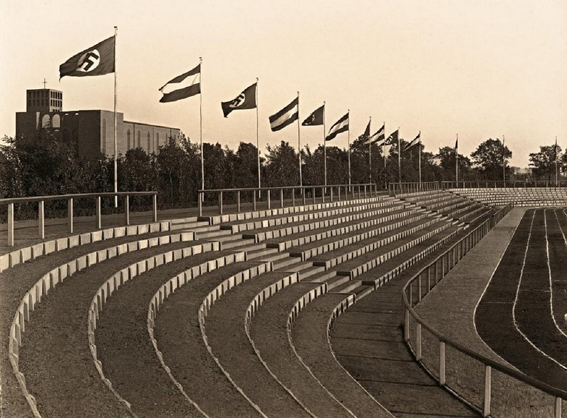 Arena Zabrze - w tle kościół św. Józefa, ok. 1940 r. Źródło: Technische Universität Berlin