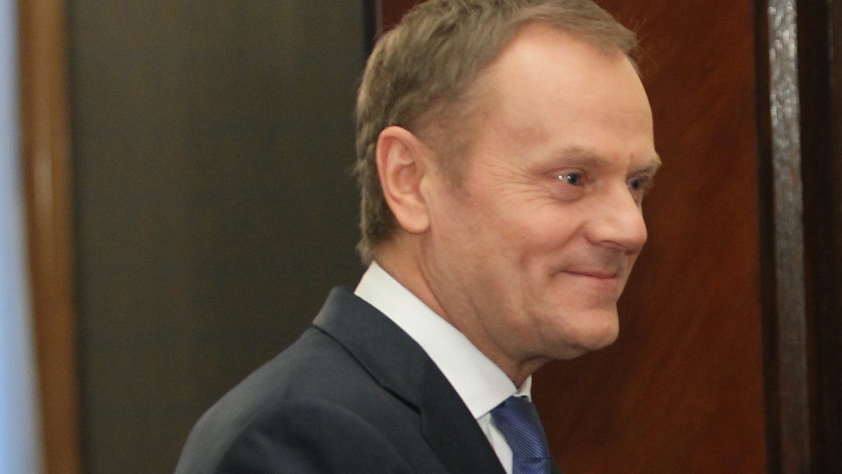 Premier Donald Tusk mimo ostrej infekcji dróg oddechowych pojawił się dzisiaj w Sejmie, by wziąć udział w głosowaniach.