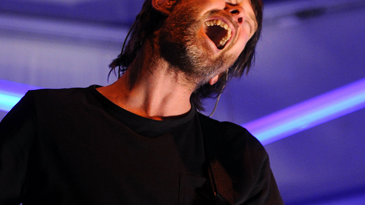 Utwór "How Do You Sit Still" znany także jako "Putting Ketchup In The Fridge" nie został nagrany przez Radiohead.