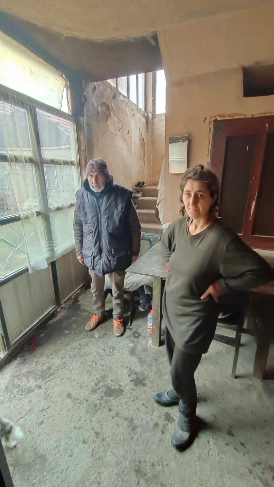 Roditelji optužene na mestu gde se porodila