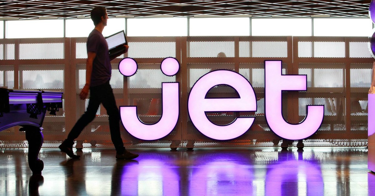 Jet's president will step down as Walmart overhauls the site it ...