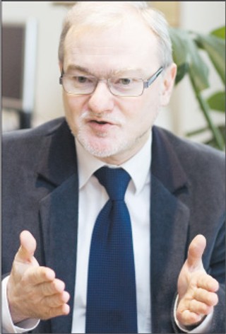 O wydaniu dziecka rodzicowi za granicą decyduje sąd