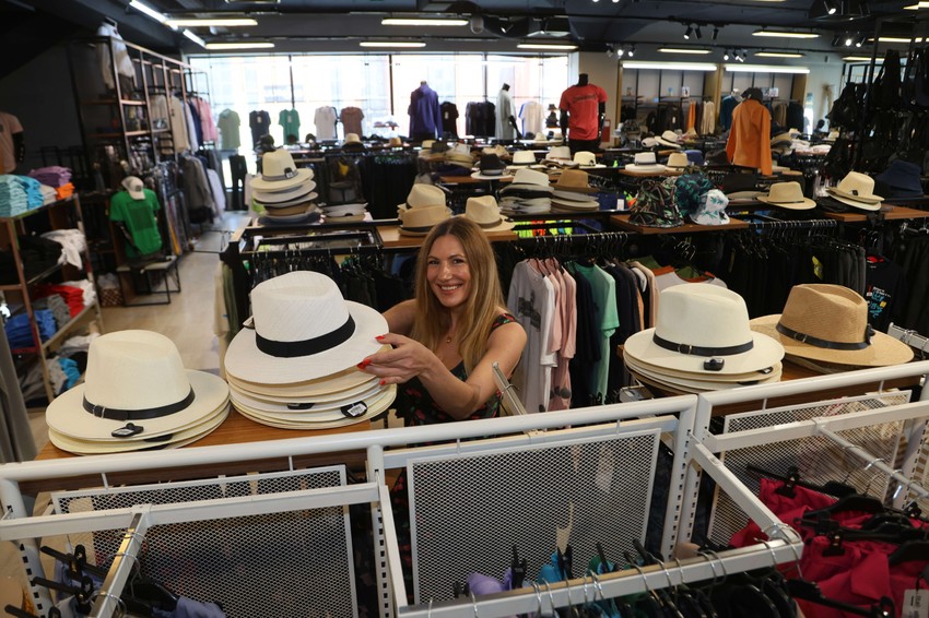 Nevena Models Kinezi