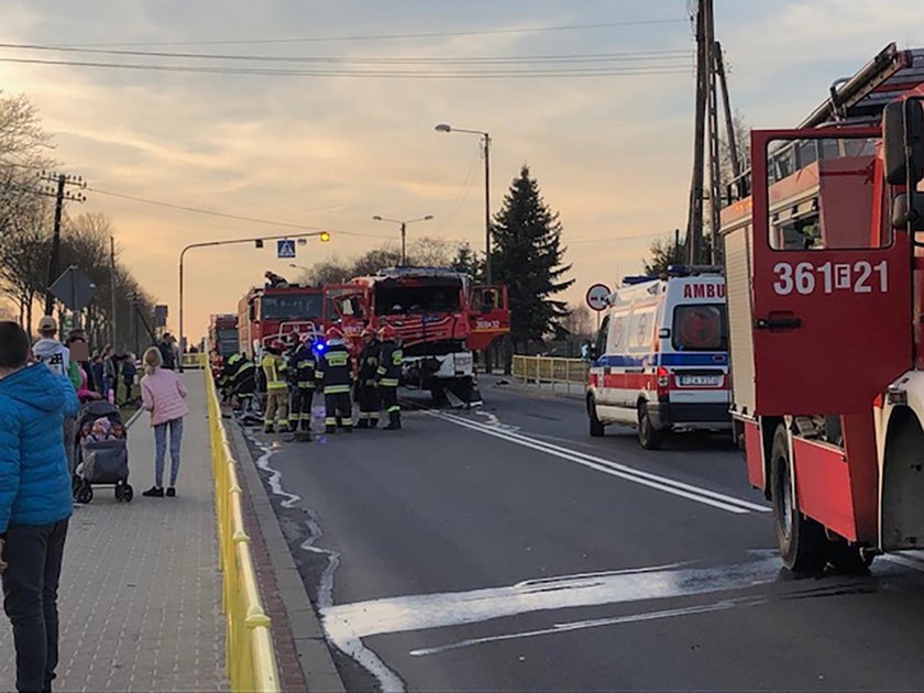 Wypadek strażaków. Jechali do pożaru