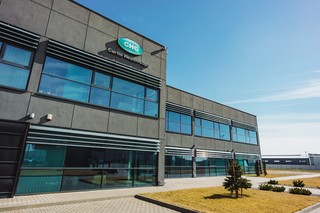 Jak zarządzać kontraktowym wytwarzaniem w farmacji?