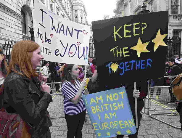 Protesty Brytyjczyków sprzeciwiających się Brexitowi EPA/FACUNDO ARRIZABALAGA Dostawca: PAP/EPA.