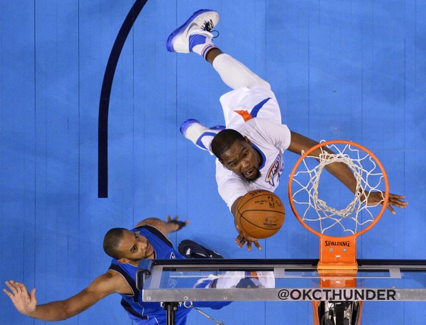 Liga NBA: Oklahoma City Thunder w drugiej rundzie play off