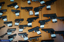 Potężne uderzenie CBŚP wymierzone w rynek nielegalnego handlu bronią