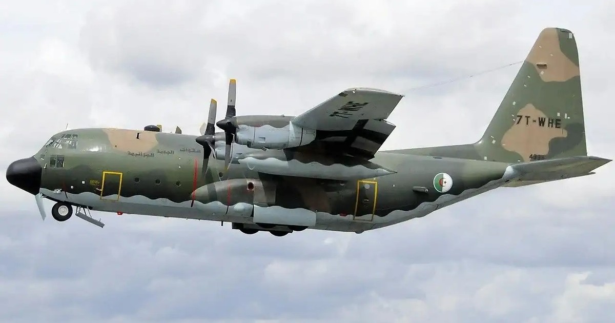 Algerian Military Aircraft Transits NATO Airspace En Route to Russia