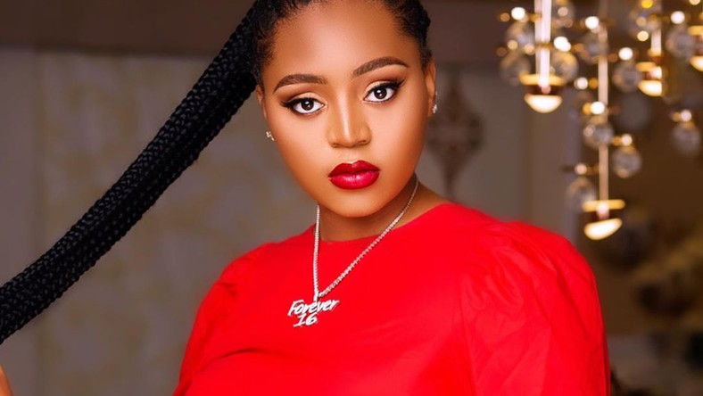 Regina Daniels share maternity photos on Instagram ...
