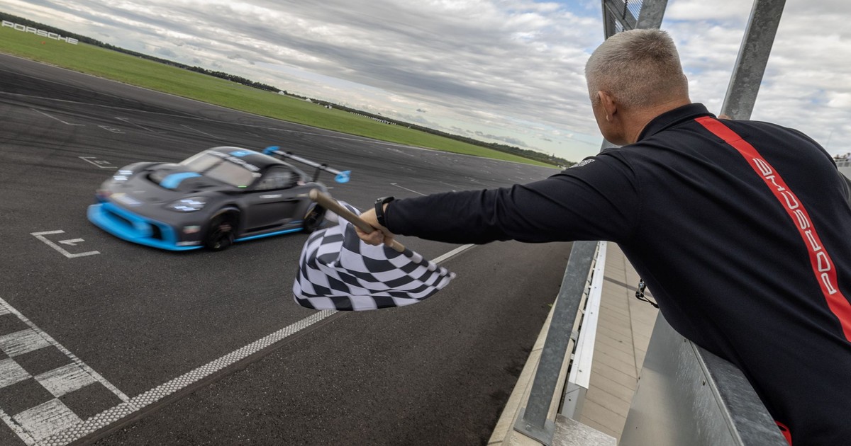  Elektryk na moich oczach sprał spalinówki na kwaśne jabłko. Porsche rzuciło rękawicę