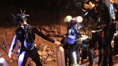 Akcja ratunkowa w jaskini Tham Luang. Pięć osób wciąż uwięzionych