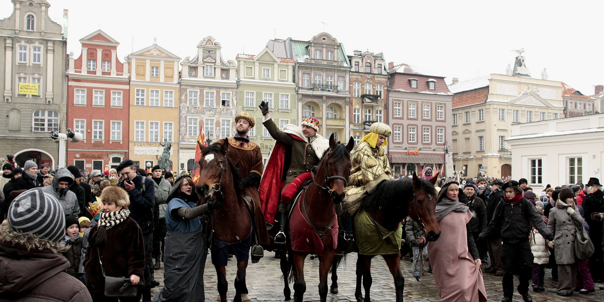 ORSZAK TRZECH KROLI PRZESZEDL PRZEZ POZNAN