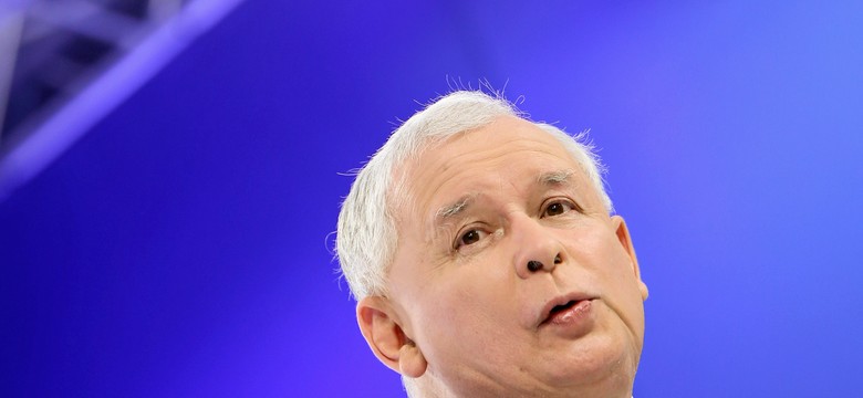 Liderów partii nie przepędzisz kijem