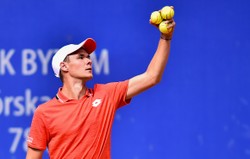 Kamil Majchrzak odpadł w pierwszej rundzie turnieju ATP na Sardynii