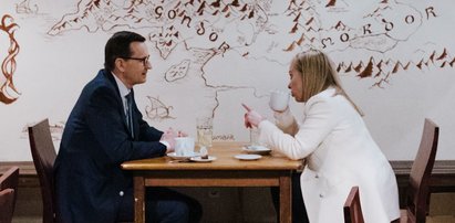 Morawiecki spotkał się w kawiarni z panią premier Włoch. Cena nas zaskoczyła, ale nie to przykuło największą uwagę. Chodzi o pewien szczegół