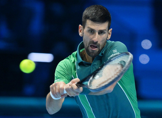 Novak Djokovic pokonał Jannika Sinnera 6:3, 6:3 i wygrał turniej ATP Finals