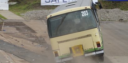 Uwaga kierowcy! Te barierki są niebezpieczne!