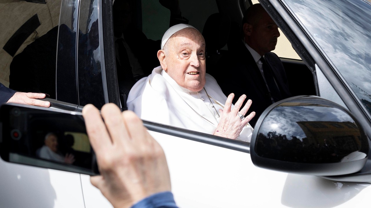 Rozważania papieża Franciszka na Drogę Krzyżową. "Zbudowaliśmy świat bezlitosnych interesów"