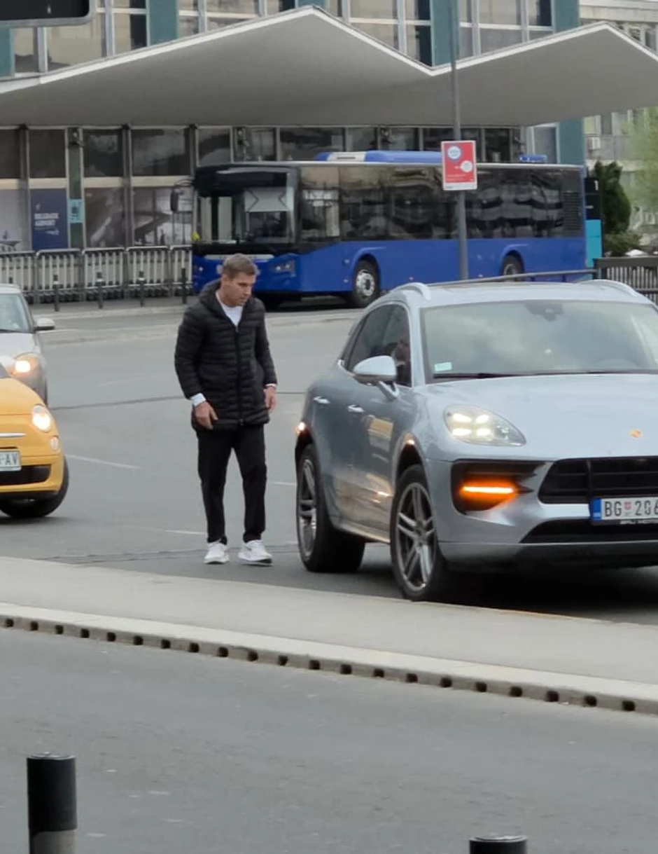 Aleksandra Jeftanović sa mužem i detetom