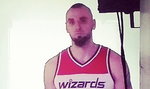 Gortat straszy irokezem!