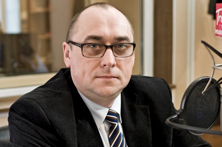 <strong>37. Paweł Jarczewski</strong><br /><br />

prezes Grupy Azoty SA<br /><br />

Grupa Azoty, w skład której wchodzą cztery zakłady wielkiej syntezy chemicznej i kilkanaście mniejszych spółek, to największy koncern branży chemicznej w kraju.<br /><br />