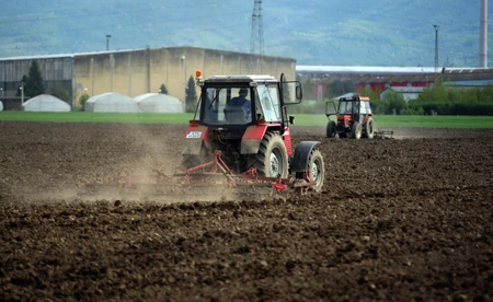  Kompletna procedura oko uvoza traktora je pod organizacijom Agencije za bezbednost saobraćaja 