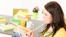 Quiz ortograficzny do porannej kawy. 10/10 tylko dla mistrzów