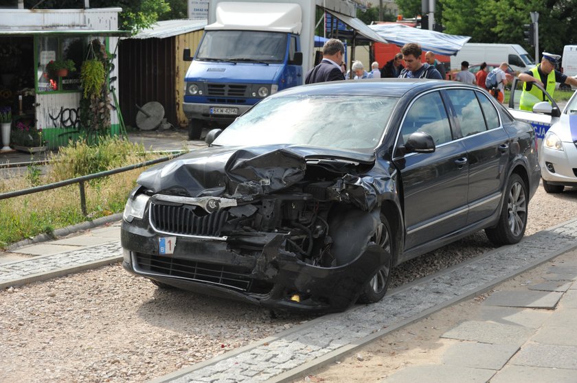 Rozbite auto Jarosława Kalinowskiego