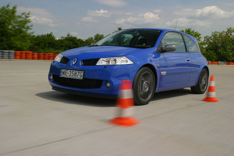 Renault Megane II R.S. - lata produkcji 2004-08, cena 25 500 zł