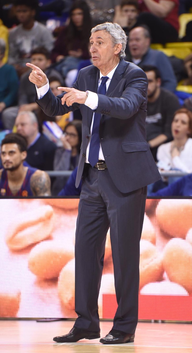 Svetislav Pešić, KK Barselona