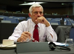 PO chce, by Buzek znów rządził