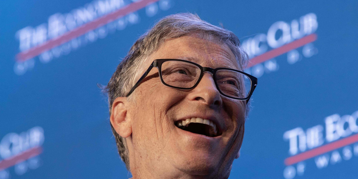 Z zestawienia Bloomberga wynika, że majątek Billa Gates wynosi 110 mld dol. (stan na piątek po zamknięciu giełdy na Wall Street). Były szef Microsoftu od stycznia 2019 r. jest bogatszy o blisko 20 mld dol.