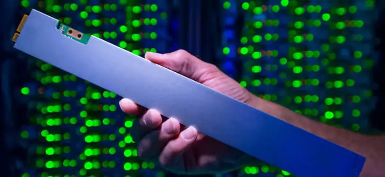 Intel pokazuje SSD-linijkę o pojemności aż 32 terabajtów