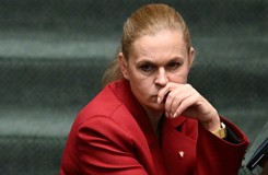 Katecheci piszą list do Nowackiej. 'Dla wielu jest to jedyne źródło utrzymania'