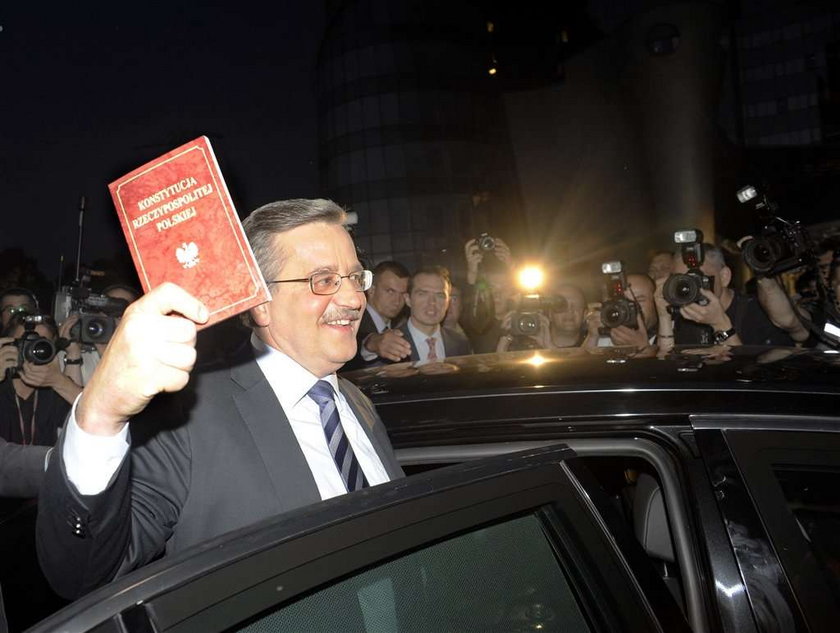 Komorowski ma czterech fotografów