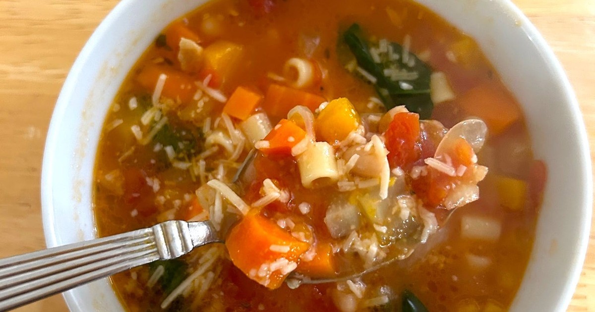 I made Ina Garten's minestrone soup, and it's the best cure for a cold