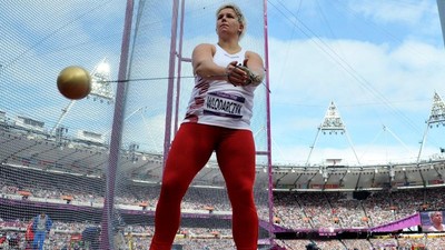 Anita Włodarczyk na mistrzostwach w Londynie. Fot. Bernd Thissen/PAP