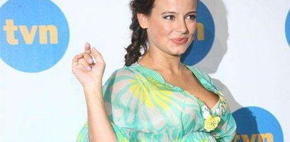 Anna Mucha z brzuszkiem na ramówce TVN. Foto