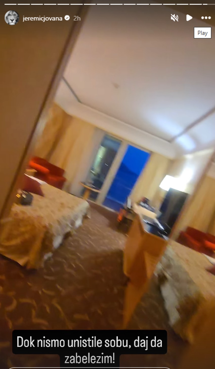 Jovana Jeremić objava